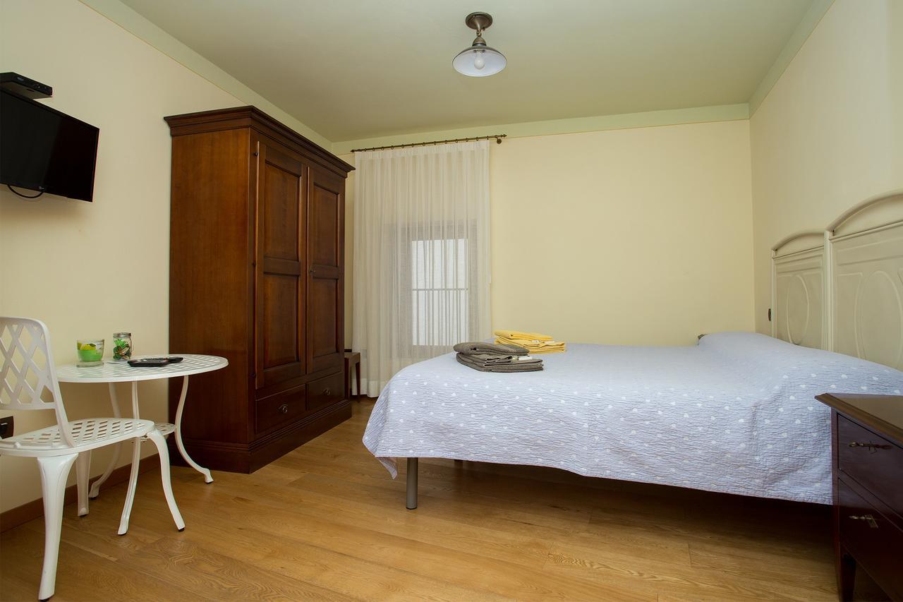 ماروستيكا B&B Da Toi المظهر الخارجي الصورة